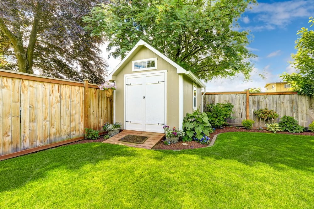 items avoid storing garden shed